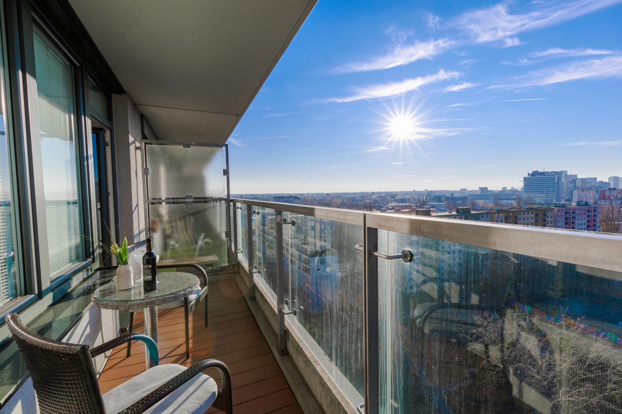 Sunny Apartment With Amazing Terrace On The 13Th Floor Near City Center Bratislava Exterior photo